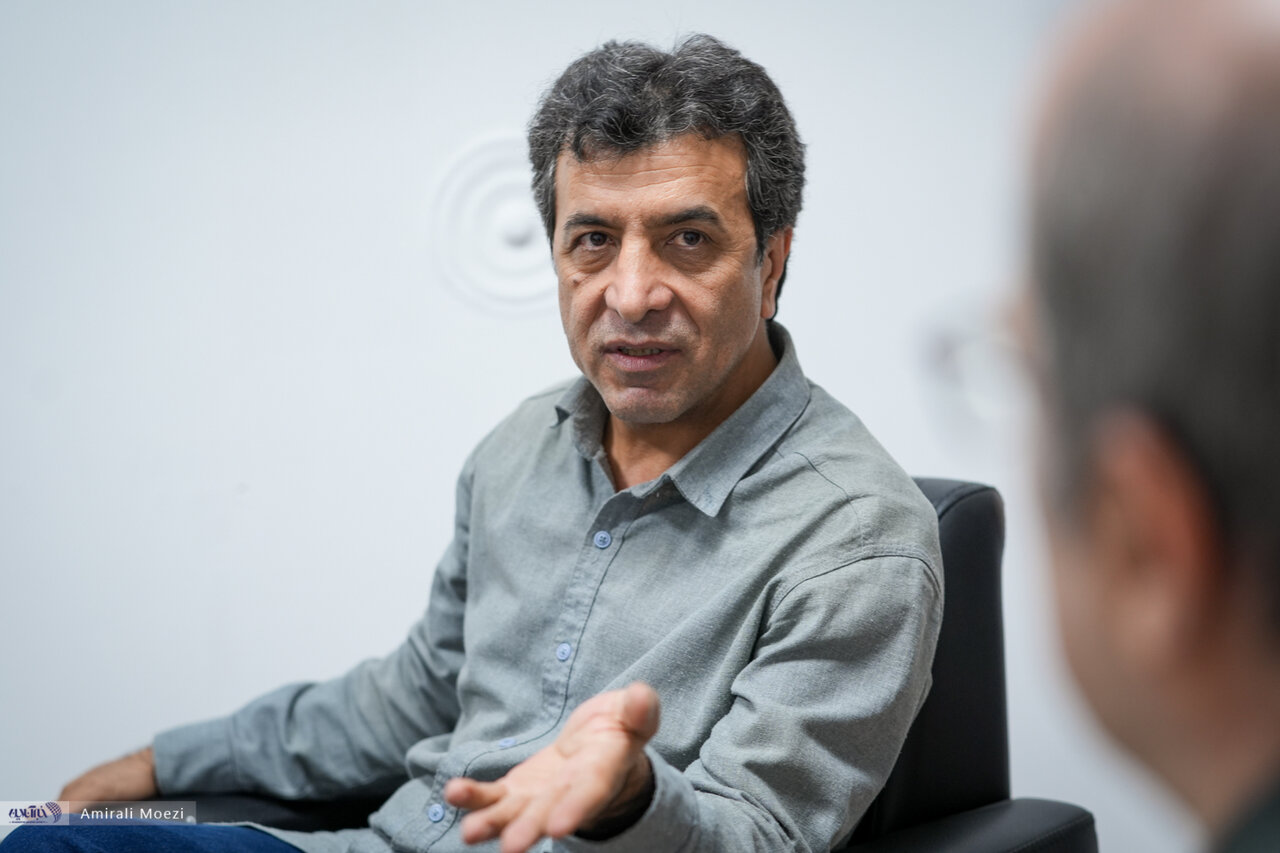 بیضایی چشم به راه خانه، از دنیا رفت/ ما درماندگان که چشمبهراهش بودیم را چه میماند، مگر اندوه؟/ نویسندگان برای خبرآنلاین نوشتند یکی از بهترین هنرمندان ایرانی چشم به راه خانه، از دنیا رفت/ ما درماندگان که چشمبهراهش بودیم را چه میماند، مگر اندوه؟