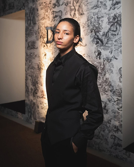 نادیا ملیتی, نادیا ملیتی الجزایری