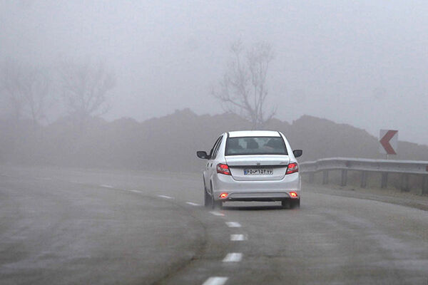 مه‌گرفتگی محورهای مهم چهارمحال و بختیاری؛ رانندگان با احتیاط حرکت کنند