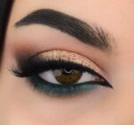 آرایش چشم درشت با سایه‌های تیره