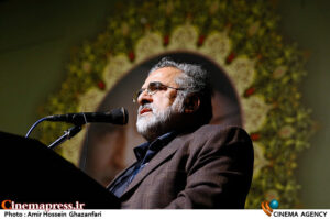 هویت واقعی «سردار سلیمانی» معرف یک «مکتب ملی و مذهبی» است/ در دوره‌هایی جریان «سینمای دفاع مقدس» به‌خوبی «قهرمانان معاصر» را به «مخاطب» معرفی کرده است