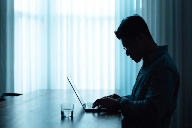 استفاده زیاد از «چت‌جی‌پی‌تی» می‌تواند به روان‌پریشی منجر شود!