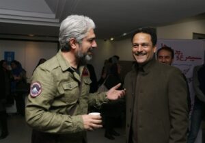 حسین یاری و اجتماع مردمی و فراتر از صحنه