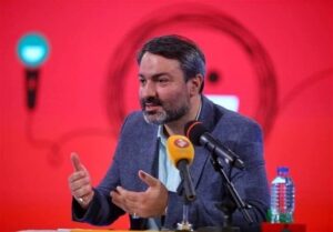 سقوط مدعیان وطن‌فروشی به روایت سیدعلی احمدی