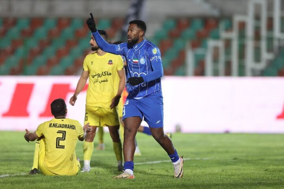 بازیکن خارجی استقلال تکلیف آبی‌ها را یکسره کرد