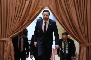 دلیل عجیب ترامپ برای شرکت نکردن ونس در مذاکرات اسلام‌آباد