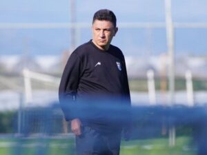 سرنوشت قلعه‌نویی در تیم ملی/ ماندن یا رفتن؟