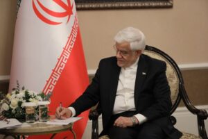 عارف: هیچ بن‌بستی در برابر اراده سپاه پاسداران دوام نیاورده است