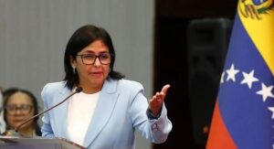 لغو تحریم‌های آمریکا علیه رئیس موقت ونزوئلا