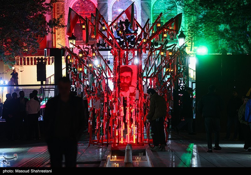 پاتوق هنرمندان در باغ فردوس؛ شبی پرنور با چای، موسیقی و روایت هنرمندان ,