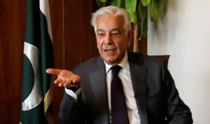 پیش‌بینی وزیر دفاع پاکستان از حمله دوباره آمریکا به ایران / خواجه محمد آصف تکلیف جنگ را یکسره کرد