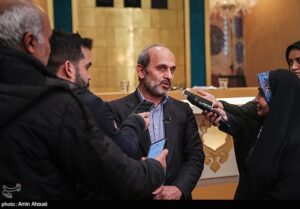تأکید رئیس صدا و سیما بر نقش خبرنگاران در روایت حقیقت و دفاع از آگاهی