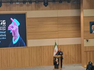 زنگنه: تاکنون ۸۵ درصد درآمدهای حاصل از صادرات نفت محقق شده است
